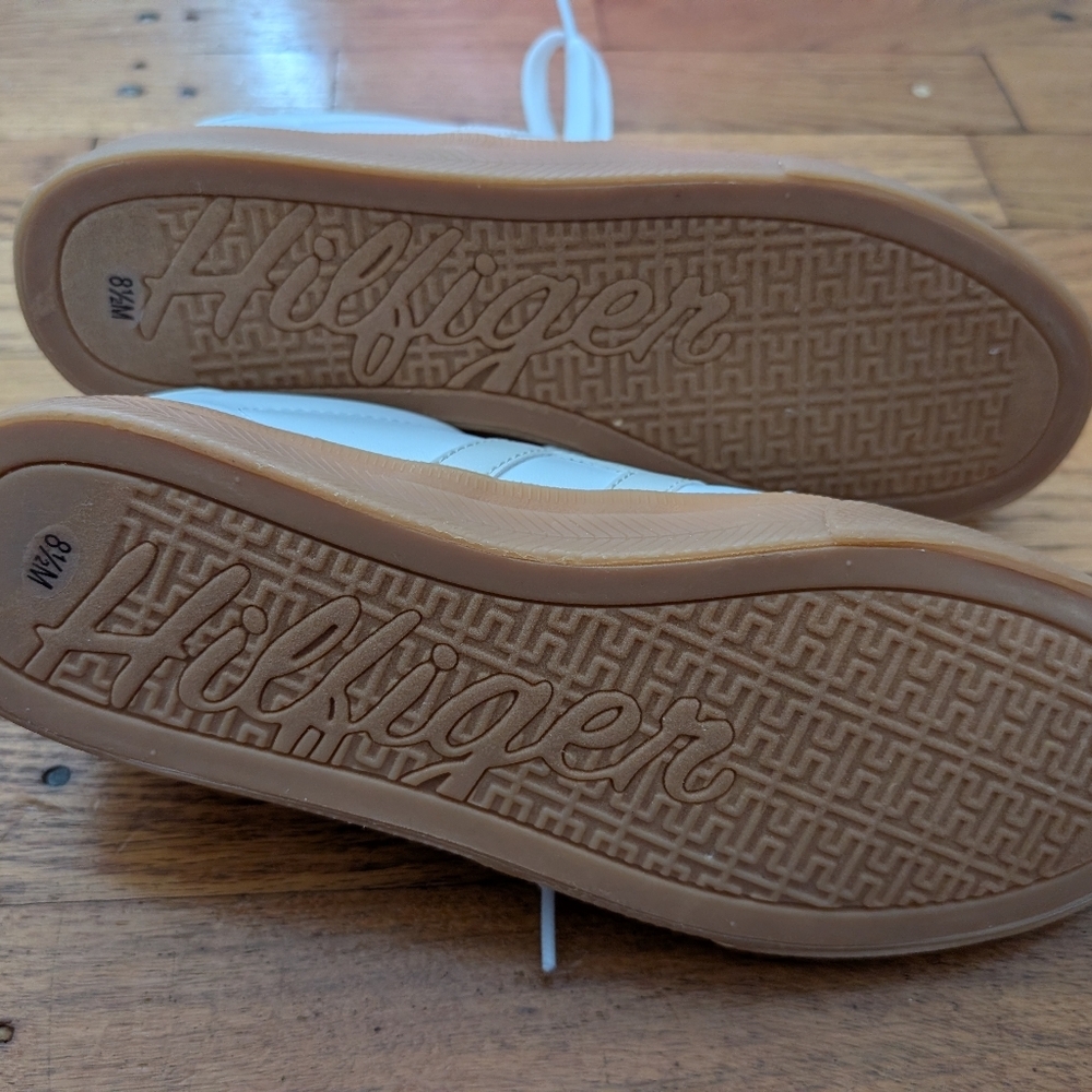 NWOT Tommy Hilfiger White & Beige Sneakers - Picture 9 of 9